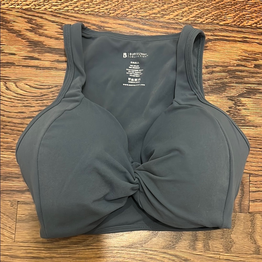 NWOT Buffbunny Women's Twisted Curve Sports Bra